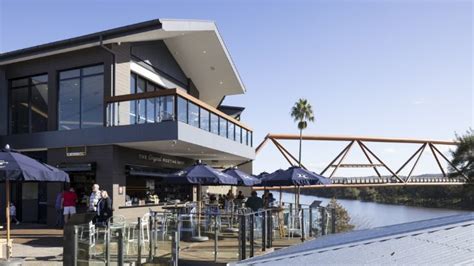 beachfront hotels penrith|Penrith Beachfront Accommodation: Waterfront Hotels .